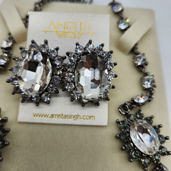 BREATHTAKING!!!! Amrita Singh Retired Necklace and Earrings Set!!! - Picture 5 of 8